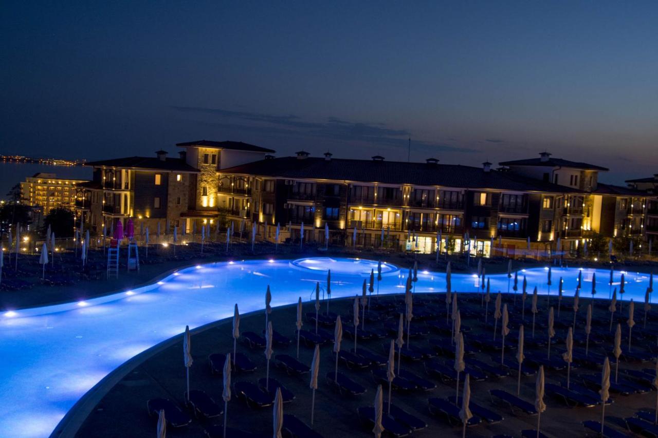 Nevis Resort & Aqua Park Sunny Beach Exterior photo