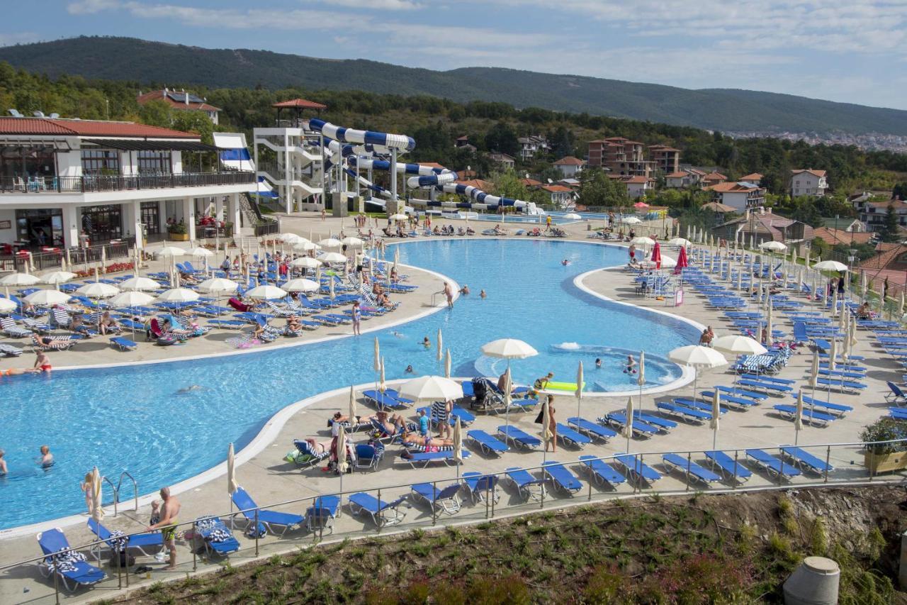 Nevis Resort & Aqua Park Sunny Beach Exterior photo