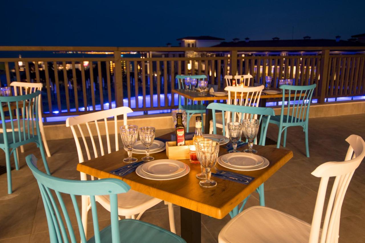 Nevis Resort & Aqua Park Sunny Beach Exterior photo