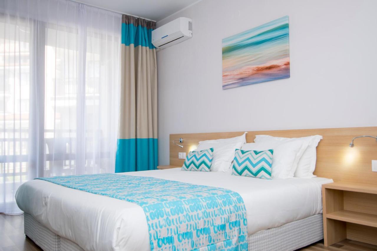 Nevis Resort & Aqua Park Sunny Beach Exterior photo
