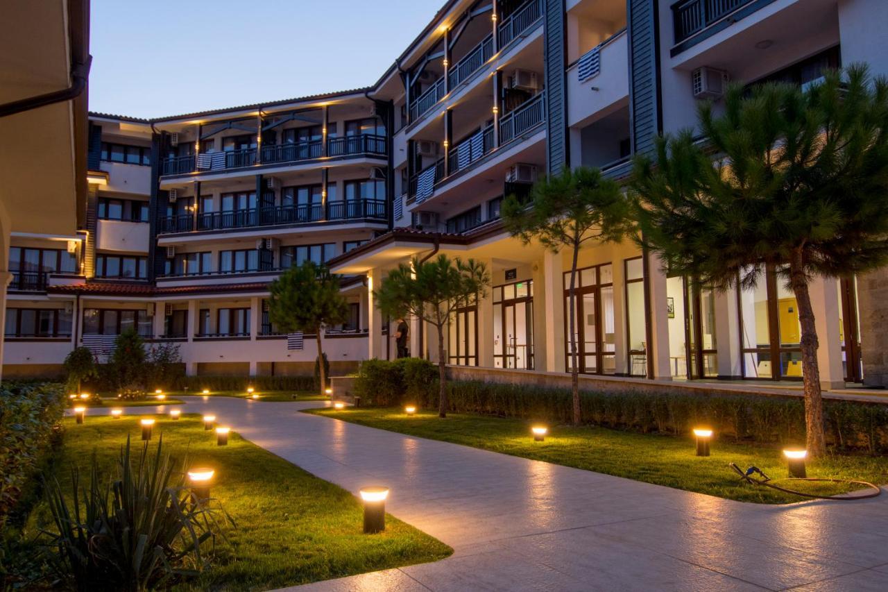 Nevis Resort & Aqua Park Sunny Beach Exterior photo